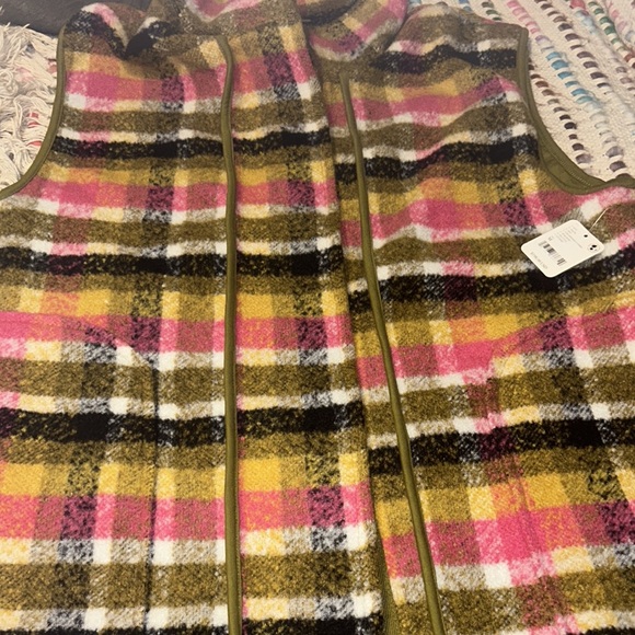 We The Free Wrapped Up Blanket Vest - Picture 4 of 10